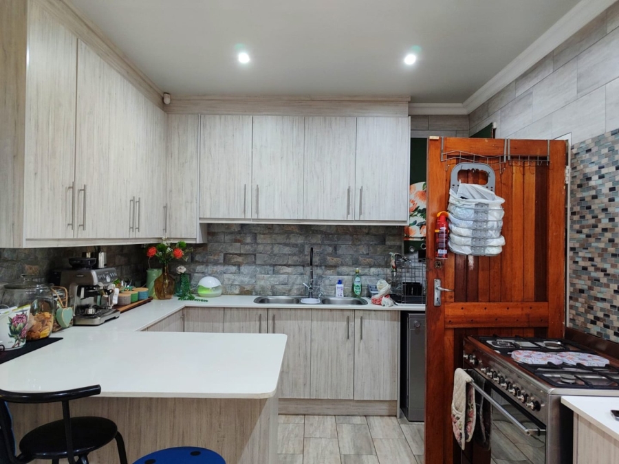 3 Bedroom Property for Sale in Stilfontein Ext 4 North West